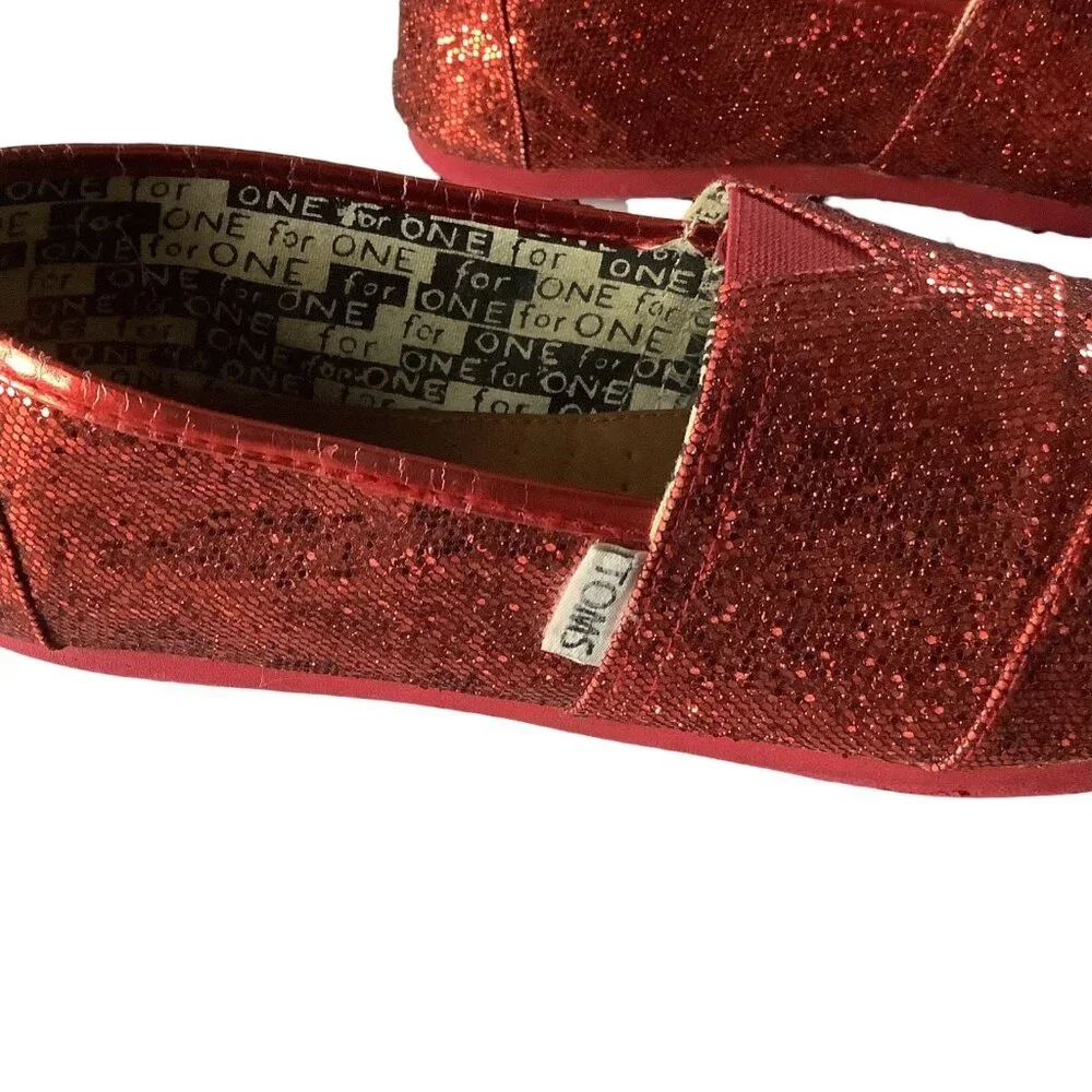 Toms Youth Classic Red Glitter Slip On Shoes Size 5.5‎ Lightweight Casual Flats